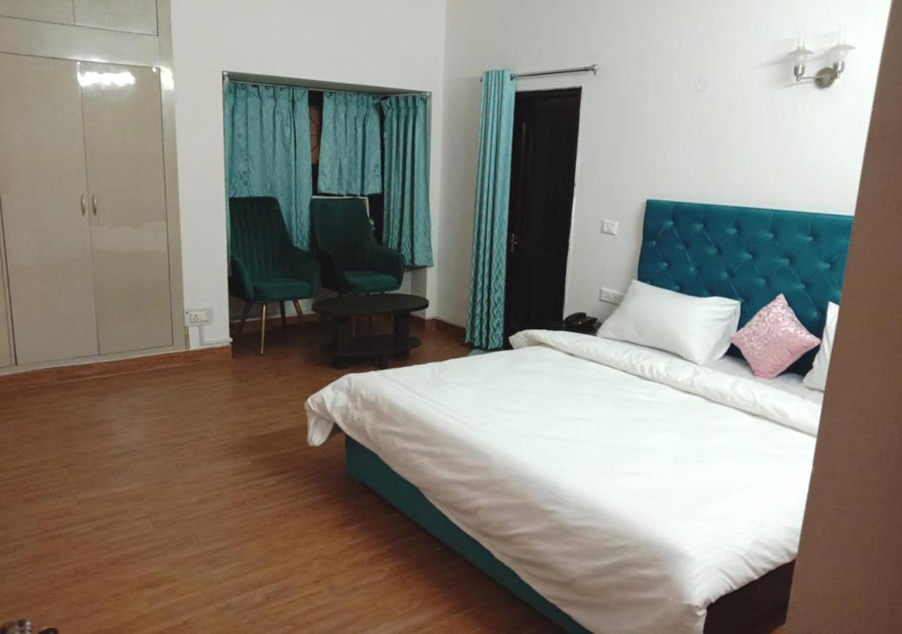 Jay Ally - Boutique Hotel New Delhi Eksteriør billede