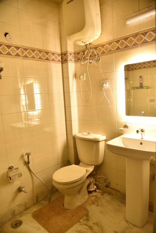 Jay Ally - Boutique Hotel New Delhi Eksteriør billede